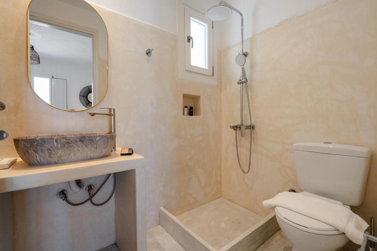 Celestial Seaview Apartments - Afroditi Naxos City ภายนอก รูปภาพ