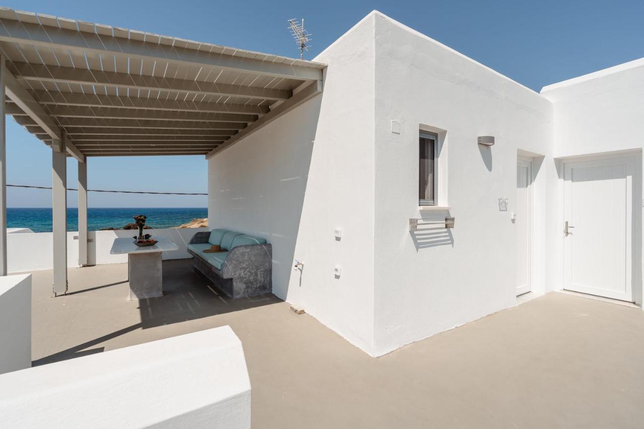 Celestial Seaview Apartments - Afroditi Naxos City ภายนอก รูปภาพ